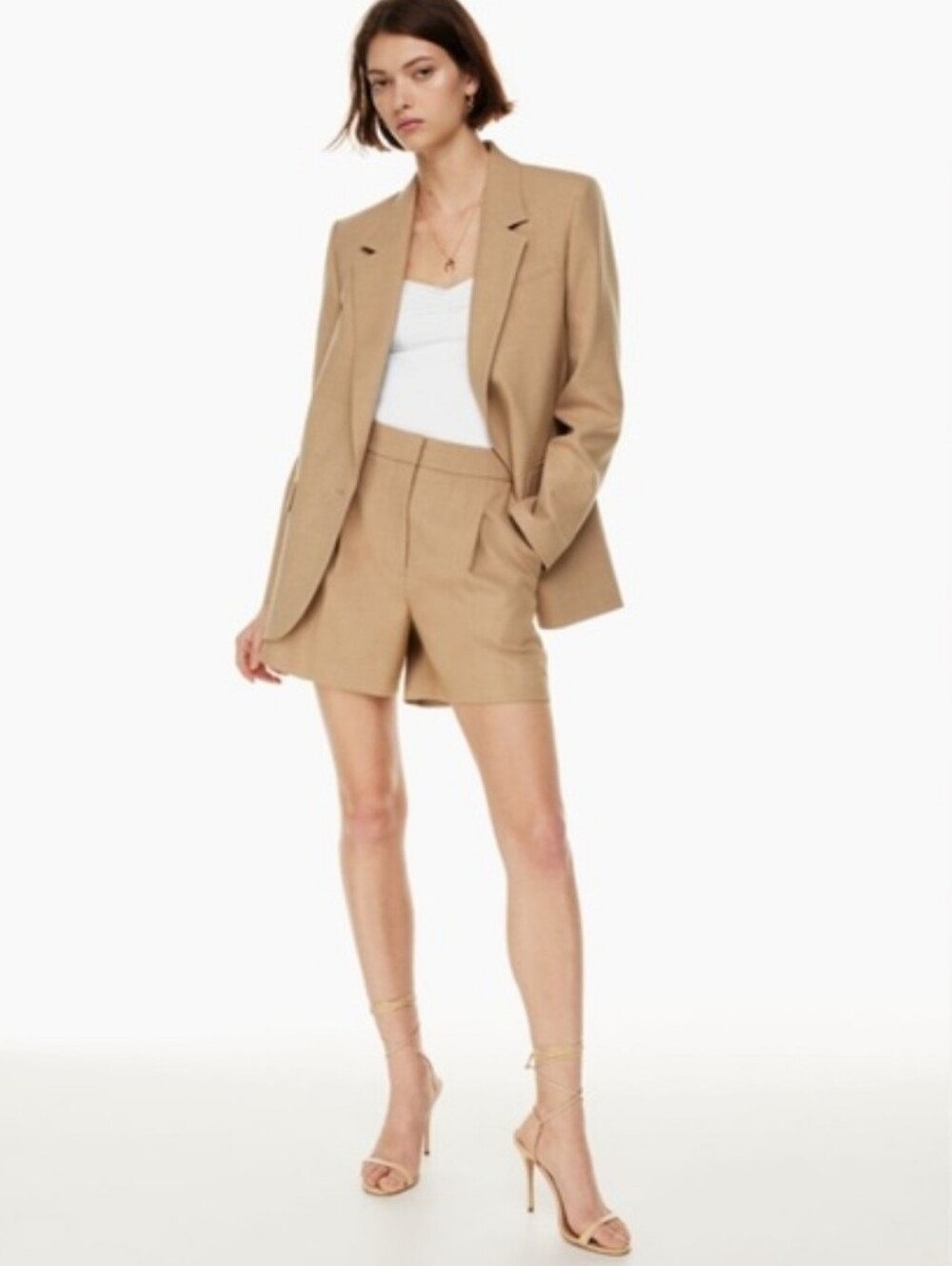 Aritzia Wilfred The Effortless Shorts Mid-Thigh Crepette Size 0